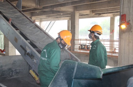 Xi măng Quán Triều mạnh dạn sản xuất xi măng bằng “đá đen” 