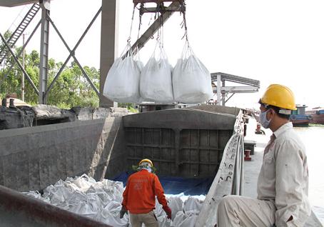 Xi măng Ninh Bình: Doanh nghiệp có hợp đồng xuất khẩu clinker lớn nhất