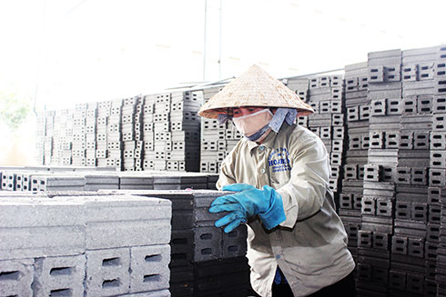 Khánh Hòa: Nhiều khó khăn trong sản xuất, sử dụng gạch không nung