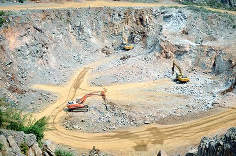 Quảng Ninh: Đóng cửa mỏ đá làm VLXD tại TP Cẩm Phả