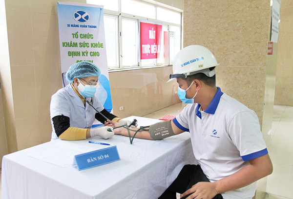 Xi măng Xuân Thành tổ chức khám sức khỏe định kỳ cho CBCNV, người lao động