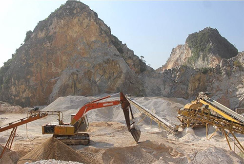 Vicem Hà Tiên mời chào giá dịch vụ bốc xúc, vận chuyển sét và sét giàu silic khu vực 2 mỏ Tà Thiết