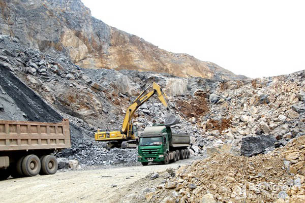 Nghệ An: Phê duyệt phương án nổ mìn khai thác đá phục vụ sản xuất xi măng ở Đô Lương
