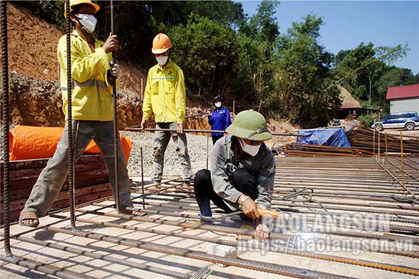 Lạng Sơn: Gỡ khó cho doanh nghiệp xây dựng trong bối cảnh giá vật liệu tăng cao
