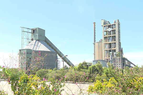 Nhà máy Xi măng Bình Phước lấy KHCN gắn với sản xuất để phát triển kinh tế