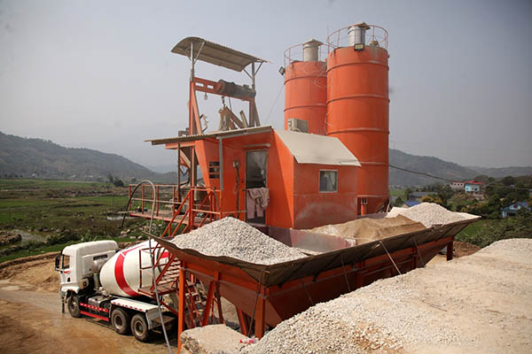 Lai Châu: Thiếu cát tự nhiên, nhiều doanh nghiệp nghiền đá làm cát thay thế
