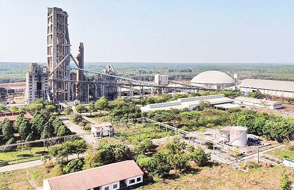 Nhà máy Xi măng Bình Phước gắn phát triển doanh nghiệp với bảo vệ môi trường