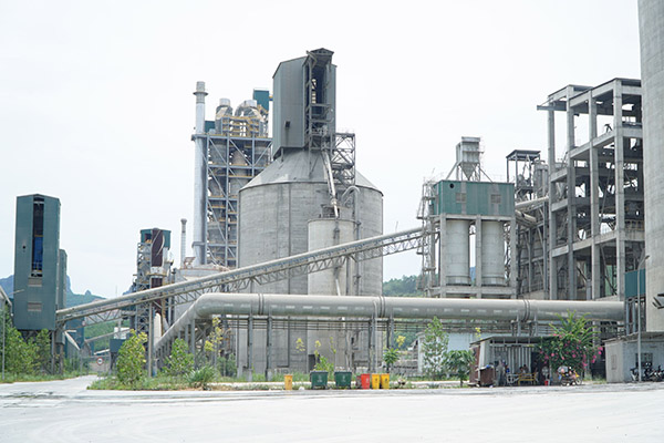 Nghệ An: Thị trường vật liệu xây dựng ế ẩm, nhà máy xi măng hoạt động cầm chừng