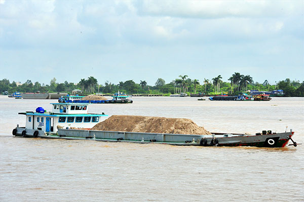 HoREA đề xuất nhập khẩu cát san lấp để bình ổn giá vật liệu xây dựng