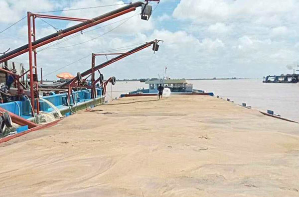Bộ Xây dựng: Cân nhắc kỹ đề xuất nhập khẩu cát làm cao tốc
